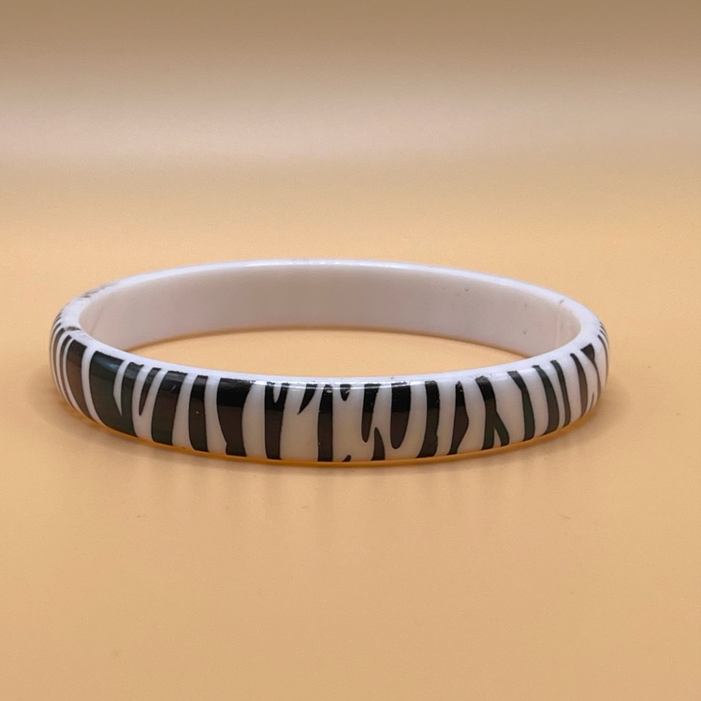 Br56- Zebra Bangle